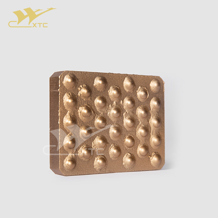 Hardfacing steel plate