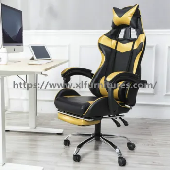 Gaming chair with light belt