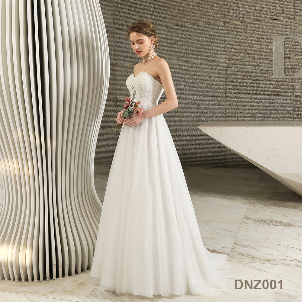 Tulle Lace Appliques Sleeveless backless Ball Wedding gown For Bridal