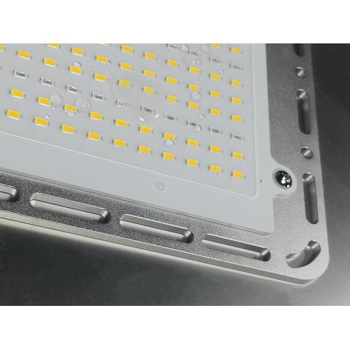 Grow Lights For Indoor Veg and Flower Plants