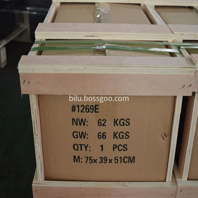 Wood Kitchen Burning Stoves Factory Packaging