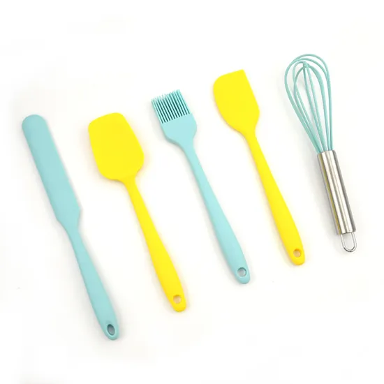 Food Grade Silicone Baking Tools Set: 5-Piece Non-Stick Oil Brush & Cream Scraper Kit for DIY Cake Decorating