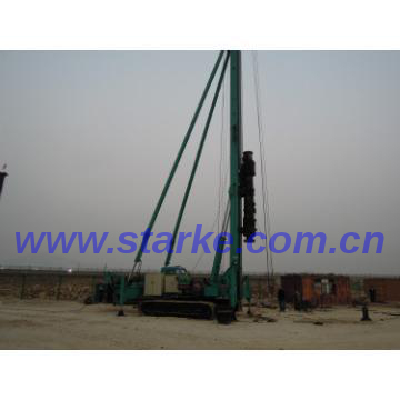 Crawler type pile driving machine