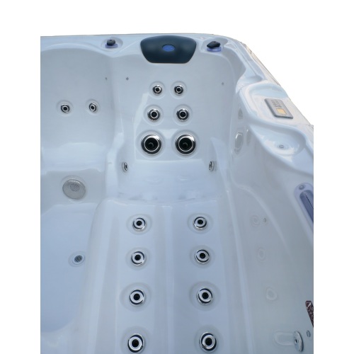 6-person professional outdoor massage hot tub