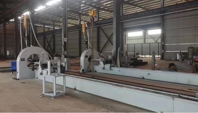 How to Use Tapers Lights Pole Welding Machine?