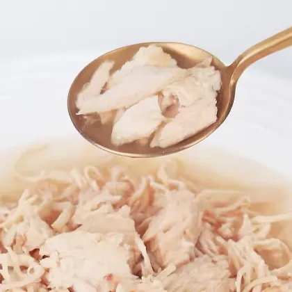 Delicious Cat Canned Food with Real Chicken
