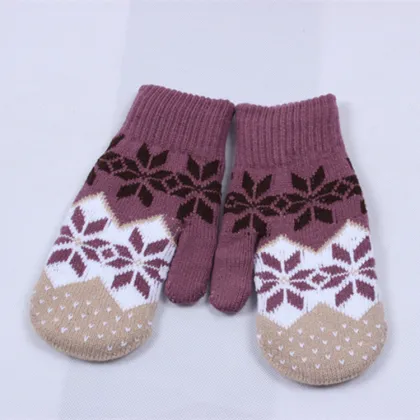 acrylic wool jacquard maple leave glove