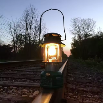 MOREDESIGN Portable Waterproof Camping Lantern - Long Endurance Tent Lighting & Retro Design