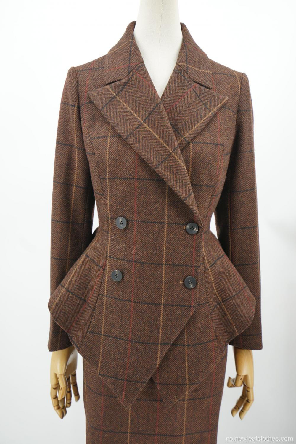 Ladies Coat Four Button Front Pocket