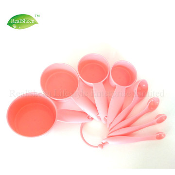 8Pieces Plastic Measuring Cups and Spoons Set