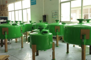 ISO 9001 factory USA/Europe standard water filtration backwash container