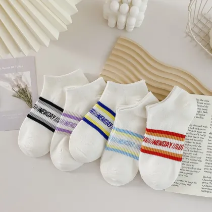 Stylish NEWDAY Boat Socks