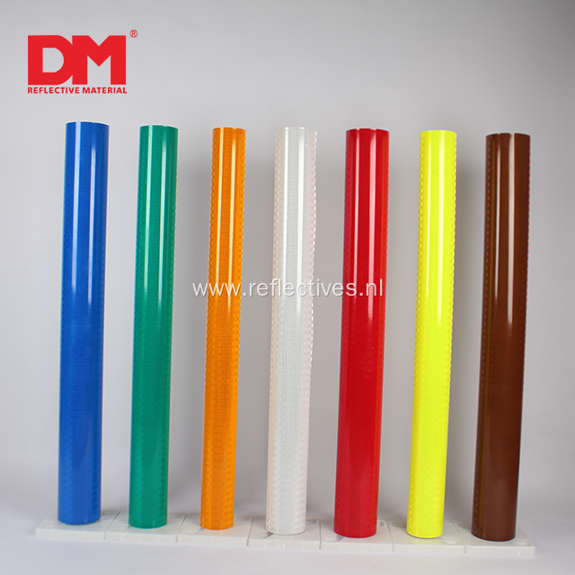 ASTM D4956 Type IV High Intensity Prismatic Reflective Sheeting DM 7600