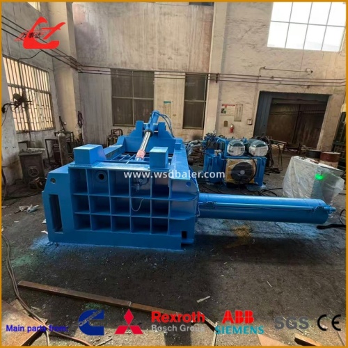 Enfardadeira hidráulica de metal push-out lateral