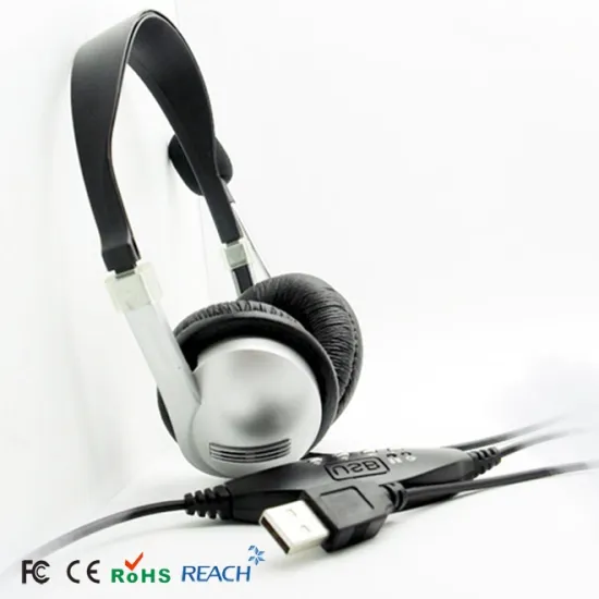 Black earphone with mic and USB