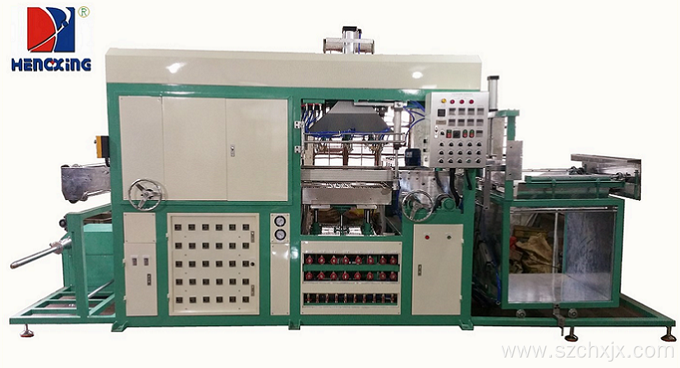 Full-automation blister vacuum molding machine