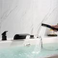 Robinet Spout Bathtub en laiton de pont en laiton