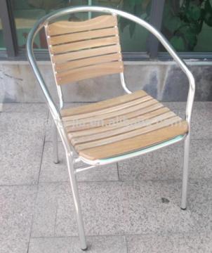 Aluminum chair with ash wood slats