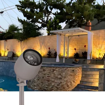 IP66 Waterproof RGBW LED Floodlight for Park and Courtyard Lighting