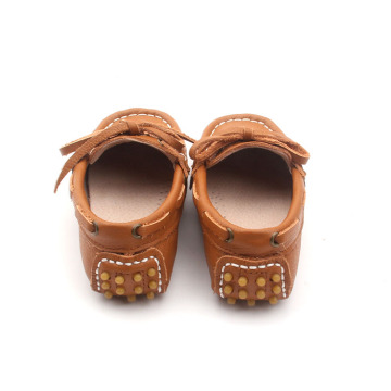 Mocassim de couro feminino para sapatos casuais para crianças