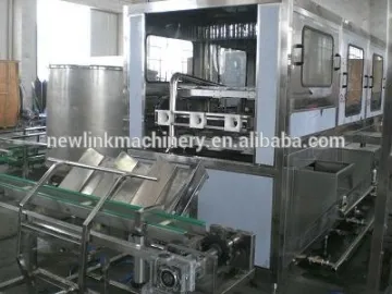 Automatic 5 gallon bottle water packaging machine.20L water filling machine price