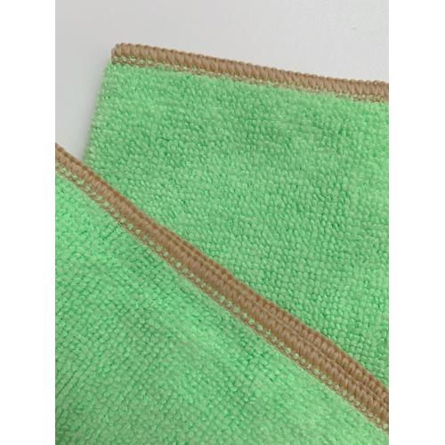 Microfiber recycled cleaning cloth