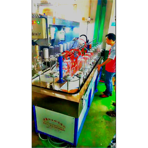 Automatic single head automatic paint spraying machine