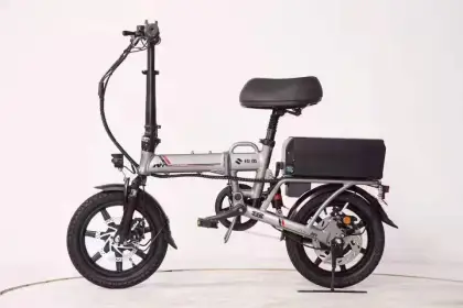 Barracuda Z9 drives an electric folding car