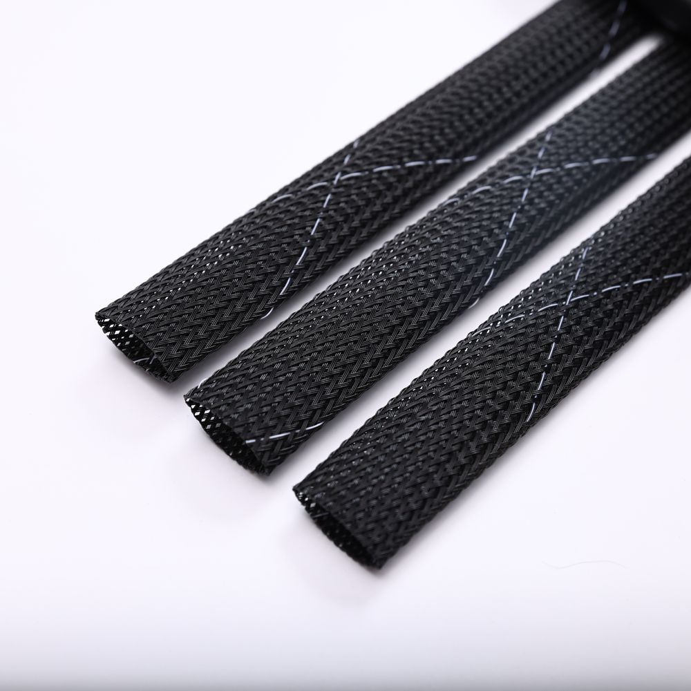 Stretchable Cable Braided Wrap