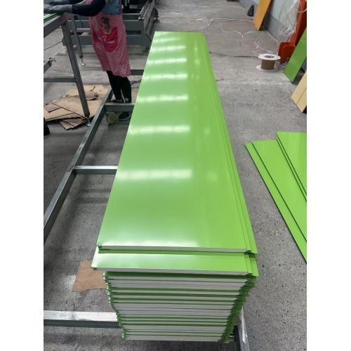 Green Flat Insulation Board Metal Exterior Wall Panel Polyurethane Core Panels