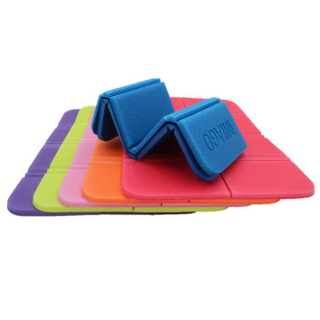 حصيرة مقعد مقاومة للماء في الهواء الطلق: 7 ألوان Camping XPE FOAM PAD ، مثالية للنزهات والشواطئ والمغامرات