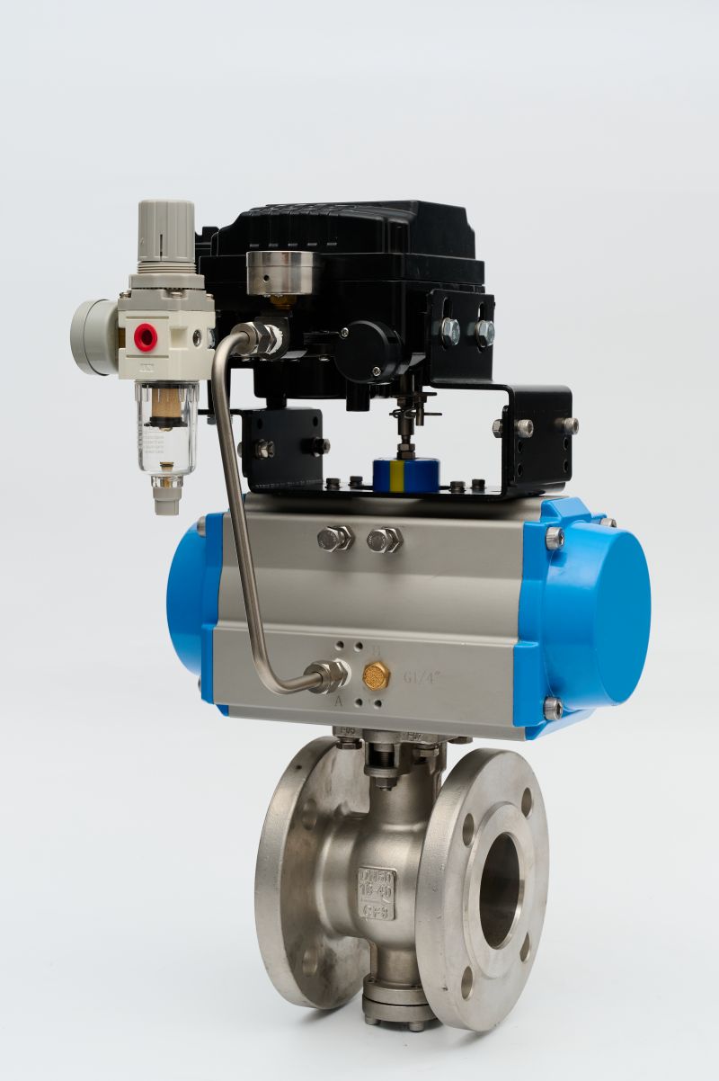 Pneumatic V-type flange regulating ball valve