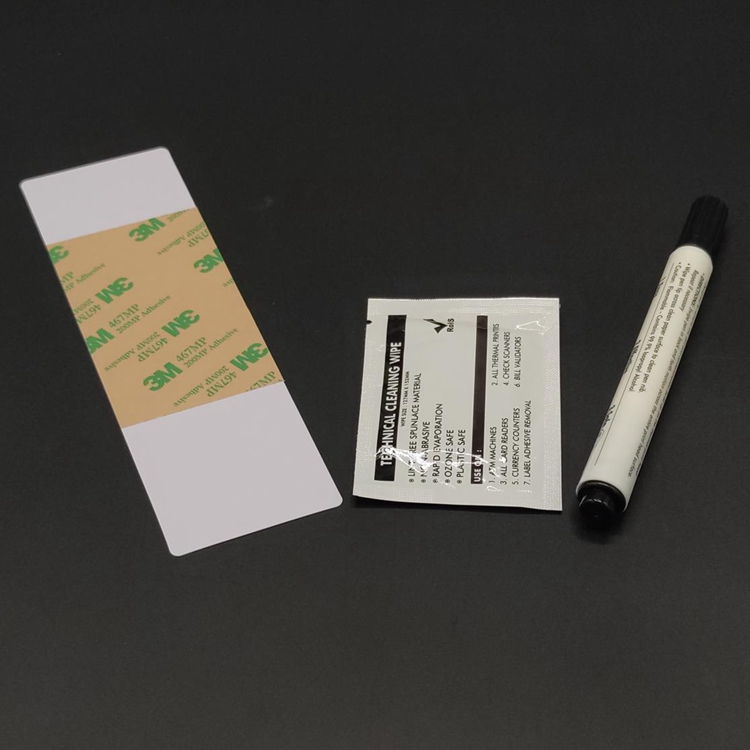Kit de coussinets de cartes à stylos de nettoyage d'imprimante Fargo 81518