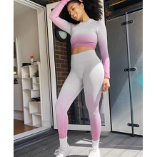 Women&#39;s Seamless Gradient Color Fitness Suits