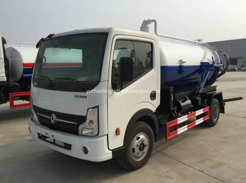 DFAC 5000 liters suction sewage truck