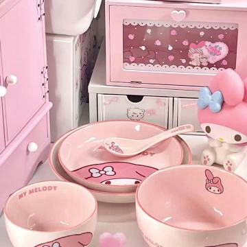 Stylish Anime-Themed Dinnerware Collection