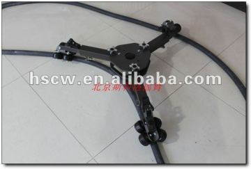Flexible spider dolly of the track