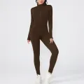 ملابس لياقة بدنية وأكمام طويلة لليوجا