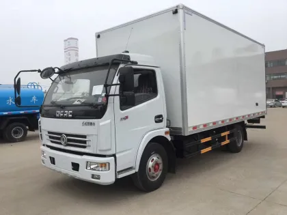 Dongfeng 1.5ton refrigerated cargo truck
