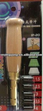 hole puncher