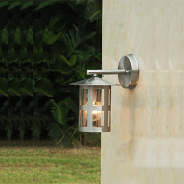 Outdoor Wall Lamp