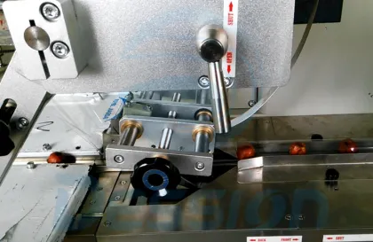 304 SUS Candy pillow candy crystal sugar packing machine