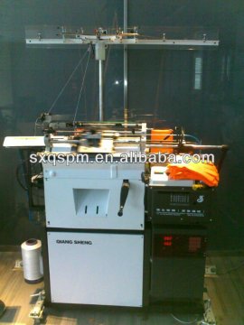 Terry glove knitting machine