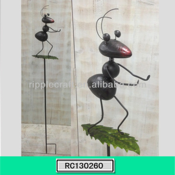 2013 New Arrival Ant Iron Garden Stakes Decor