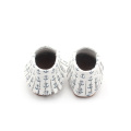 Sapatos de moda recém-nascidos mocassins de bebê em fanfarrão