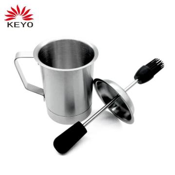 2 in 1 stainless steel BBQ Oil Sauce Seasoning Bottle with Silicone Brush Portable Oil Dispenser