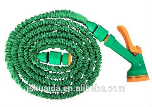 Expandable hose with accessory