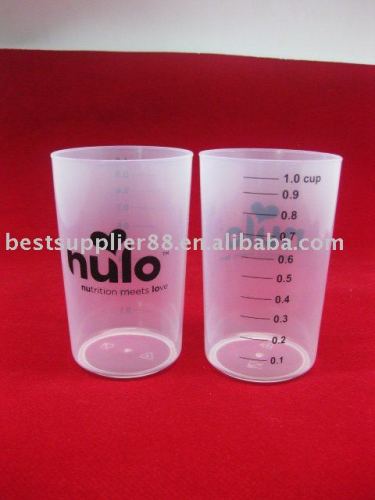 1 cup plastic measuring cup