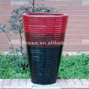 (FO-9903)Round Ceramic Clay Planter With Relief