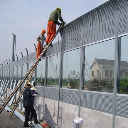 Residential Sound Barrier Fence: Outdoor Soundproof Wall for Noise Reduction